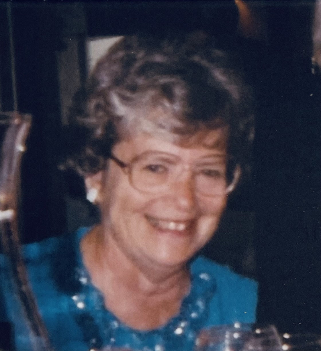 Pash, Roberta W. “Bobbie”